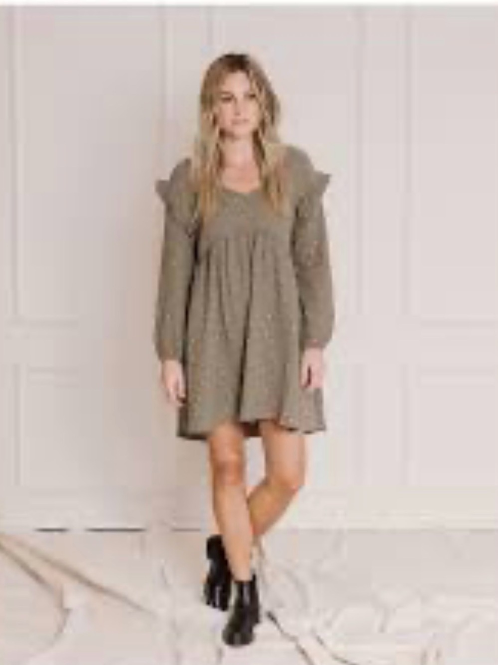 Rylee + Cru Taupe Long-Sleeve Ruffle Shift Dress